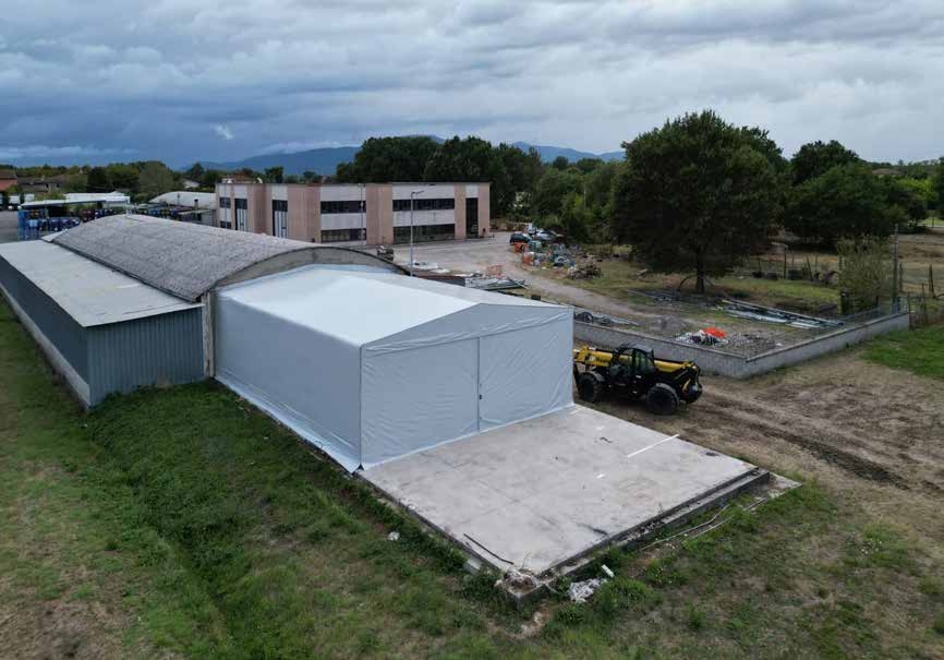 Tunnel fisso frontale Spatium in acciaio e PVC